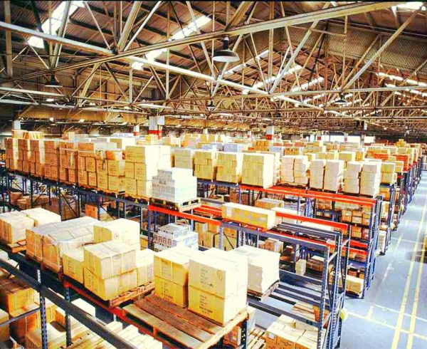 almacén grande